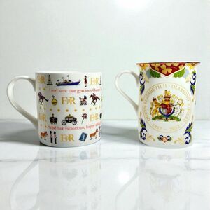 QUEEN Elizabeth Bone China Mugs s/2 Royal Worcester Diamond Jubille